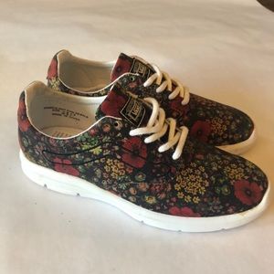 Vans new iso 1.5 women’s size 7
